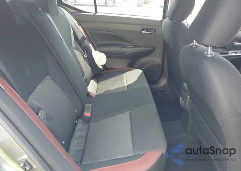 2025 Nissan Versa 1.6 Sr z USA, uszkodzony, nr VIN 3N1CN8FV6SL823668